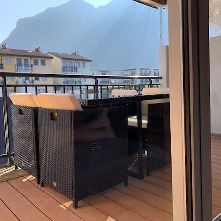 Superbe Appartement Dans La Marina Du Bouveret Port-Valais Exteriör bild